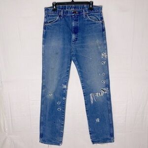 Vintage Wrangler Heavily Distressed Destroyed Blue Denim Work Jeans 32